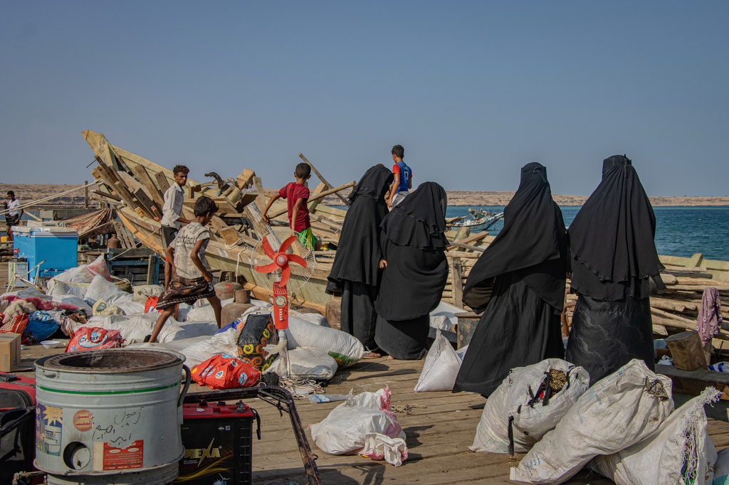 This photo released by the International Organization for Migration (IOM) shows displaced Yemenis arriving to Obock, Djibouti, after they crossed the Bab el-Mandeb Strait from Yemen, Sunday, Sept. 13, 2026. (Mylaèle Negga/IOM via AP)