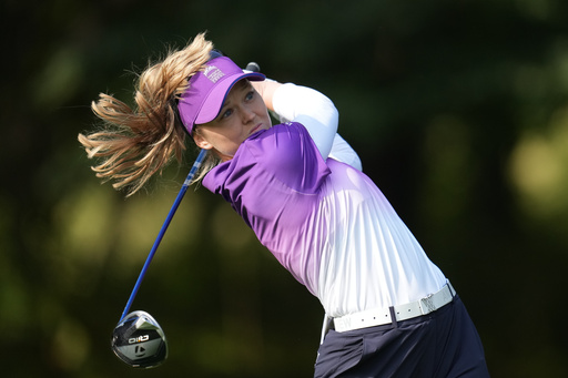 Brooke Henderson of World Team tees off on the fourth hole during the pool B match against Sweden team for the LPGA International Crown golf tournament at the New Korea Country Club in Goyang, South Korea, Saturday, Oct. 25, 2025. (AP Photo/Lee Jin-man) Brooke Henderson of World Team tees off on the fourth hole during the pool B match against Sweden team for the LPGA International Crown golf tournament at the New Korea Country Club in Goyang, South Korea, Saturday, Oct. 25, 2025. (AP Photo/Lee Jin-man)