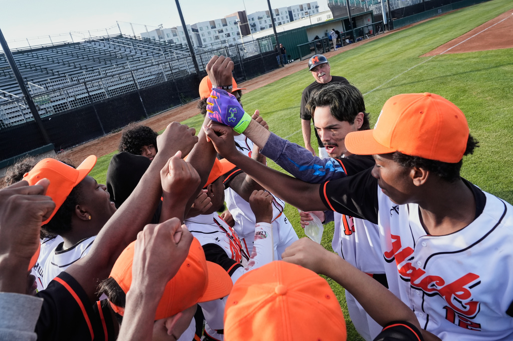 McClymonds High School players break a huddle after their loss to Skyline High School in Oakland, Calif., Friday, May 1, 2026. (AP Photo/Godofredo A. Vásquez)
