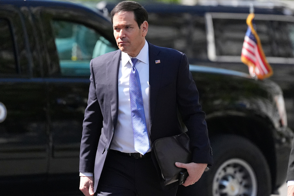 Secretary of State Marco Rubio arrives at the West Wing of White House in Washington, Thursday April 23, 2026. (AP Photo/Jacquelyn Martin)