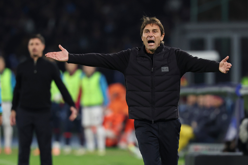 Napoli's head coach Antonio Conte reacts during the round of 16 Italian Cup soccer match between Napoli and Cagliari, in Naples, southern Italy, Wednesday, Dec. 3, 2025. (Alessandro Garofalo/LaPresse via AP)