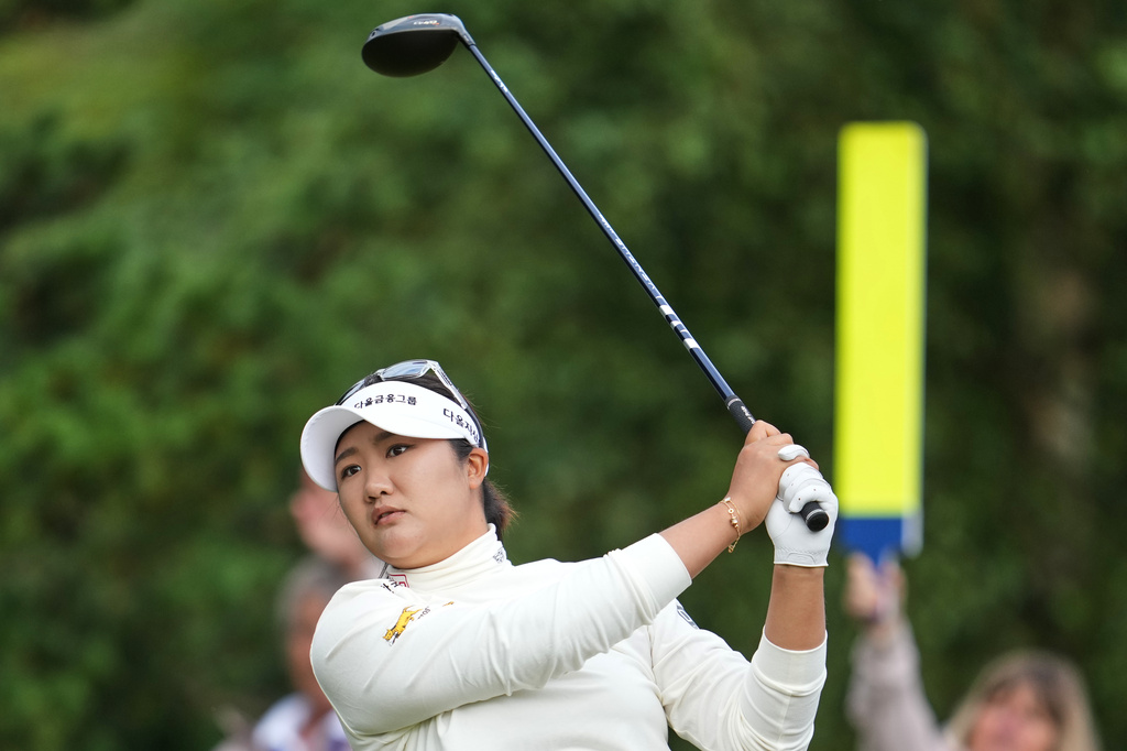 Haeran Ryu, of South Korea, tees off the 2nd hole during the first round of the Women's British Open golf championship in Lytham St Annes, England, Thursday, July 30, 2026. (AP Photo/Jon Super)