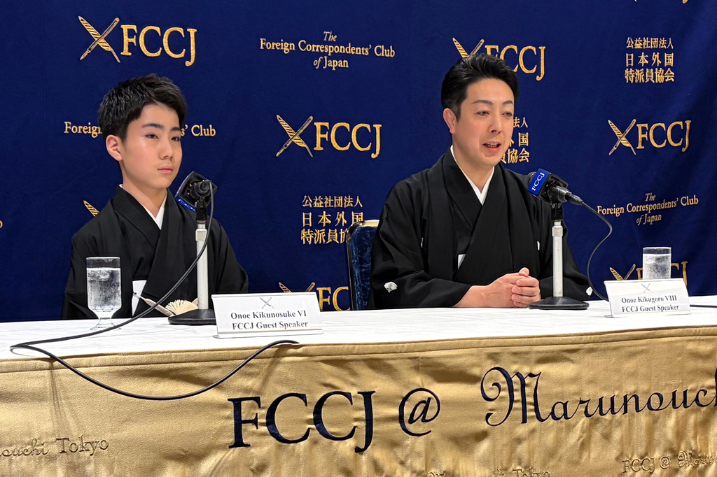 Kabuki actors, Kikunosuke Onoe, left, and the eighth Kikugoro Onoe, right, attend a press conference at the Foreign Correspondents's Club of Japan in Tokyo, Japan, on March 26, 2026. (AP Photo/Yuri Kageyama)
