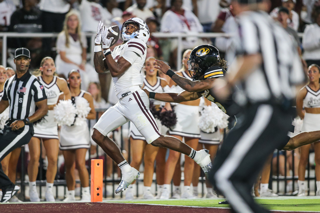 Mississippi State wide receiver Sanfrisco Magee catches a touchdown pass against Missouri during the first half of an NCAA college football game in Starkville, Miss., Saturday, Sept. 26, 2026. (AP Photo/James Pugh)
