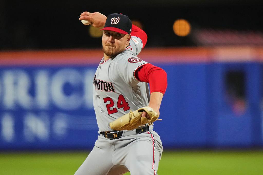 Washington Nationals' Cade Cavalli (24) pitches during the second inning of a baseball game against the New York Mets Wednesday, April 29, 2026, in New York. (AP Photo/Frank Franklin II)