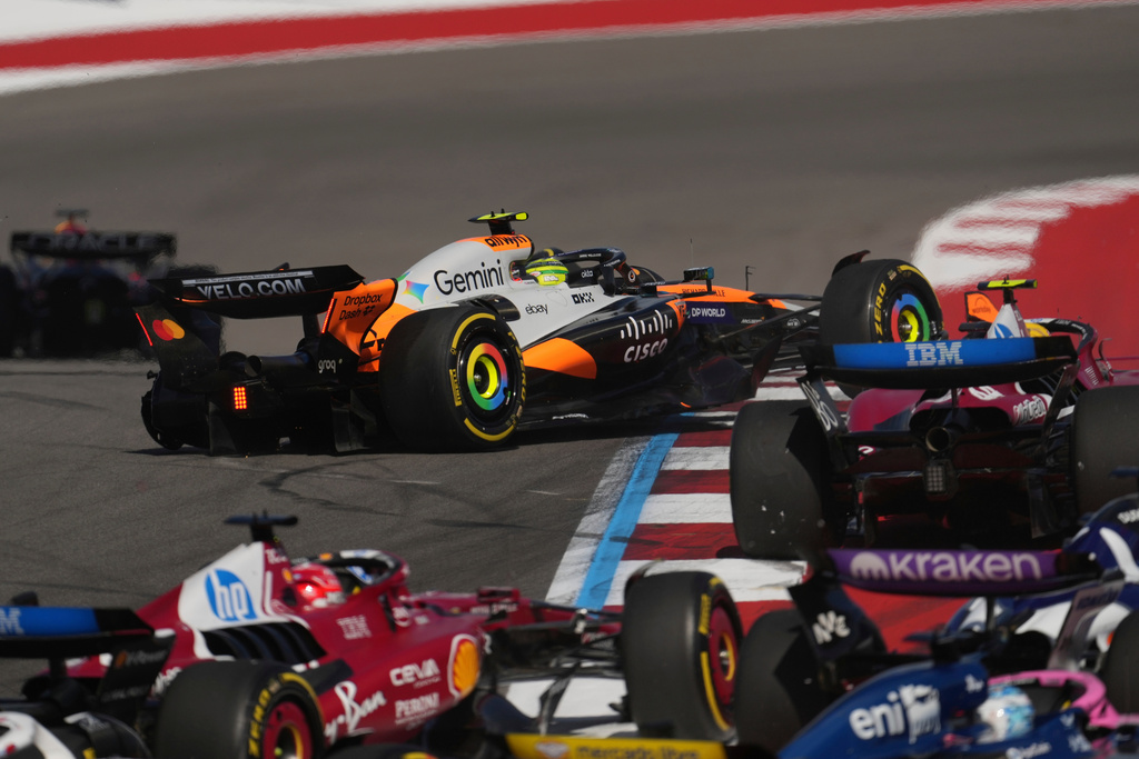 McLaren driver Lando Norris of Britain crashes during the sprint race at the Formula One U.S. Grand Prix auto racing in Austin, Texas, Saturday, Oct. 18, 2025.(AP Photo/Eric Gay)