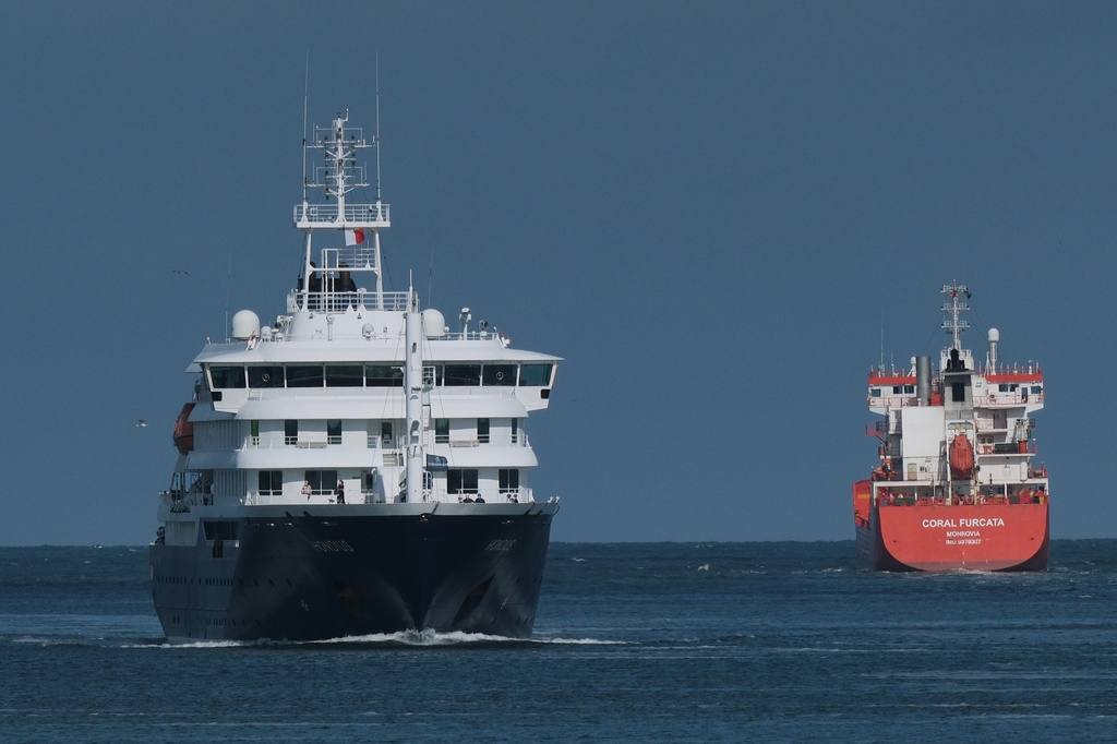The MV Hondius cruise ship arrives at the Port of Rotterdam, Netherlands, Monday, May 18, 2026. (AP Photo/Patrick Post)