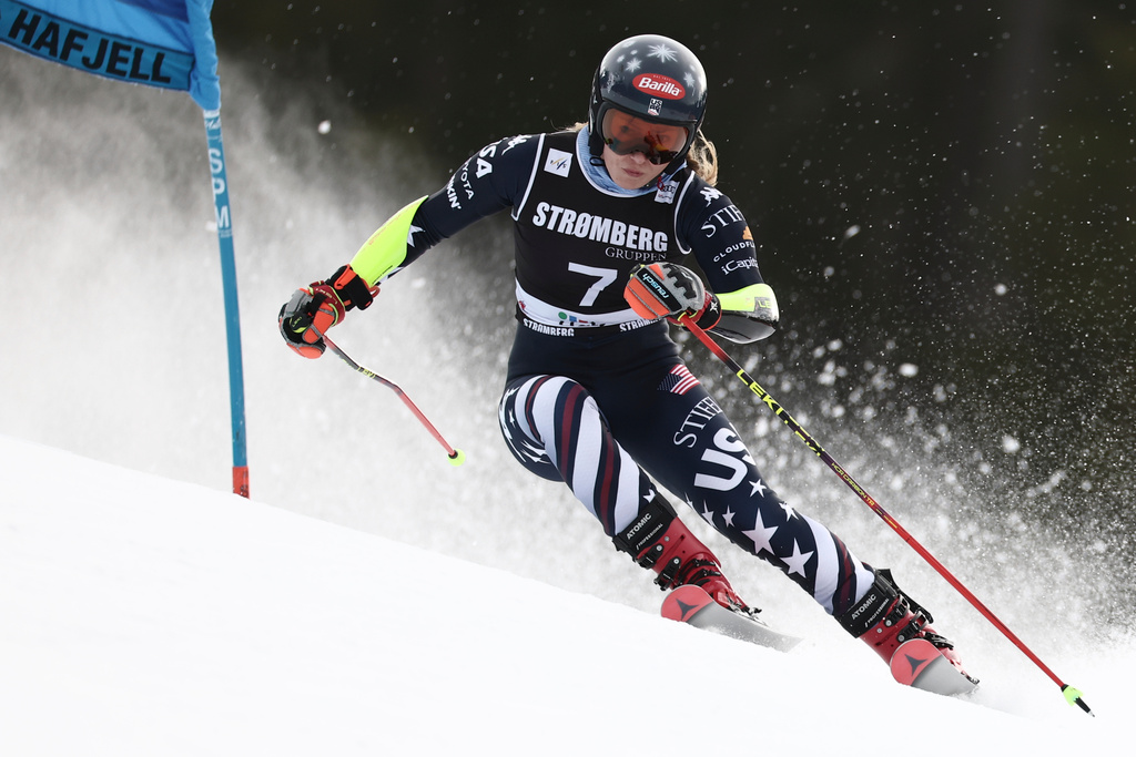 United States' Mikaela Shiffrin competes in an alpine ski, women's giant slalom race, at the Lillehammer World Cup Finals, in Hafjell, Norway, Wednesday, March 25, 2026. (AP Photo/Gabriele Facciotti)
