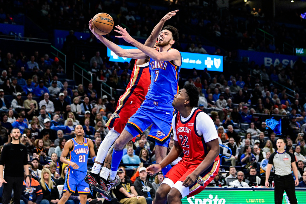 Oklahoma City Thunder center/forward Chet Holmgren (7) shoots against the New Orleans Pelicans during the second half of an NBA basketball game Tuesday, Jan. 27, 2026, in Oklahoma City. (AP Photo/Gerald Leong)