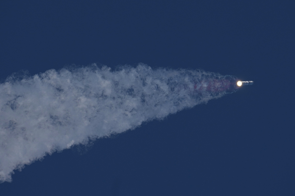 SpaceX's mega rocket Starship makes a test flight from Starbase, Texas, Friday, May 22, 2026. (AP Photo/Eric Gay)
