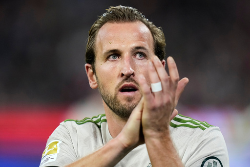 Bayern's Harry Kane applauds during the Bundesliga soccer match between Bayern Munich and Werder Bremen at the Allianz Arena in Munich, Germany, Friday, Sept. 26, 2025. (AP Photo/Matthias Schrader) Bayern's Harry Kane applauds during the Bundesliga soccer match between Bayern Munich and Werder Bremen at the Allianz Arena in Munich, Germany, Friday, Sept. 26, 2025. (AP Photo/Matthias Schrader)
