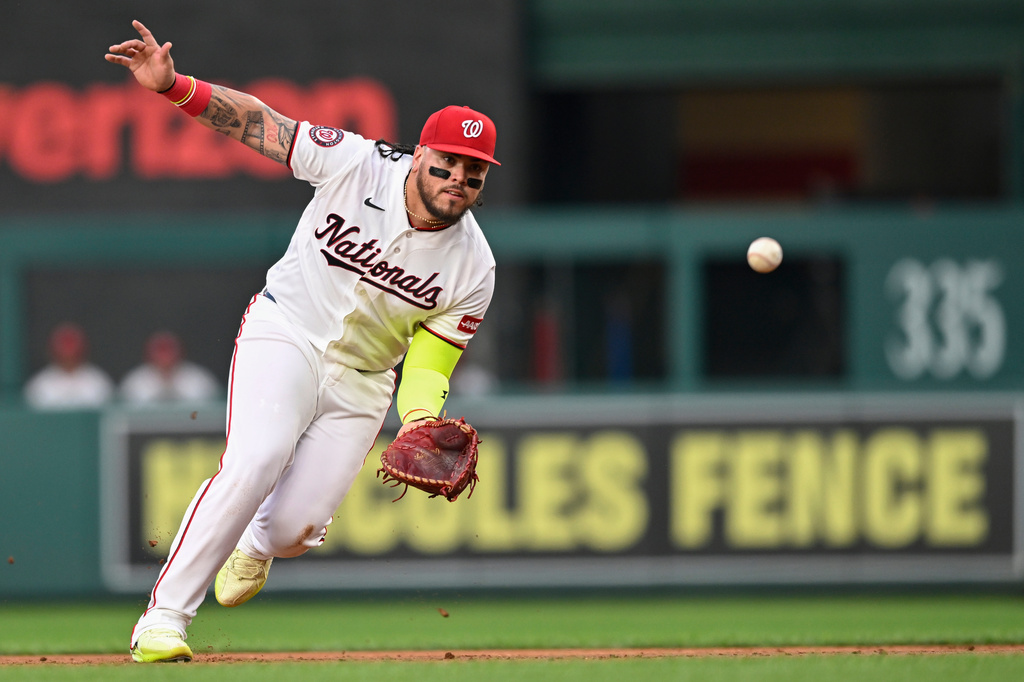 Washington Nationals first baseman Andrés Chaparro fields a ground ball to put out Miami Marlins' Kyle Stowers during the second inning of a baseball game, Monday, Aug. 31, 2026, in Washington. (AP Photo/John McDonnell)