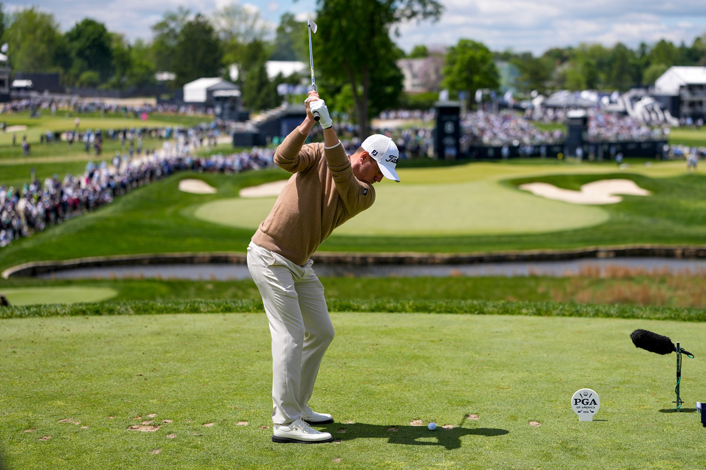 Justin Thomas hits from the eighth tee during the second round of the PGA Championship golf tournament at Aronimink Golf Club, Friday, May 15, 2026, in Newtown Square, PA. (AP Photo/Matt Slocum)