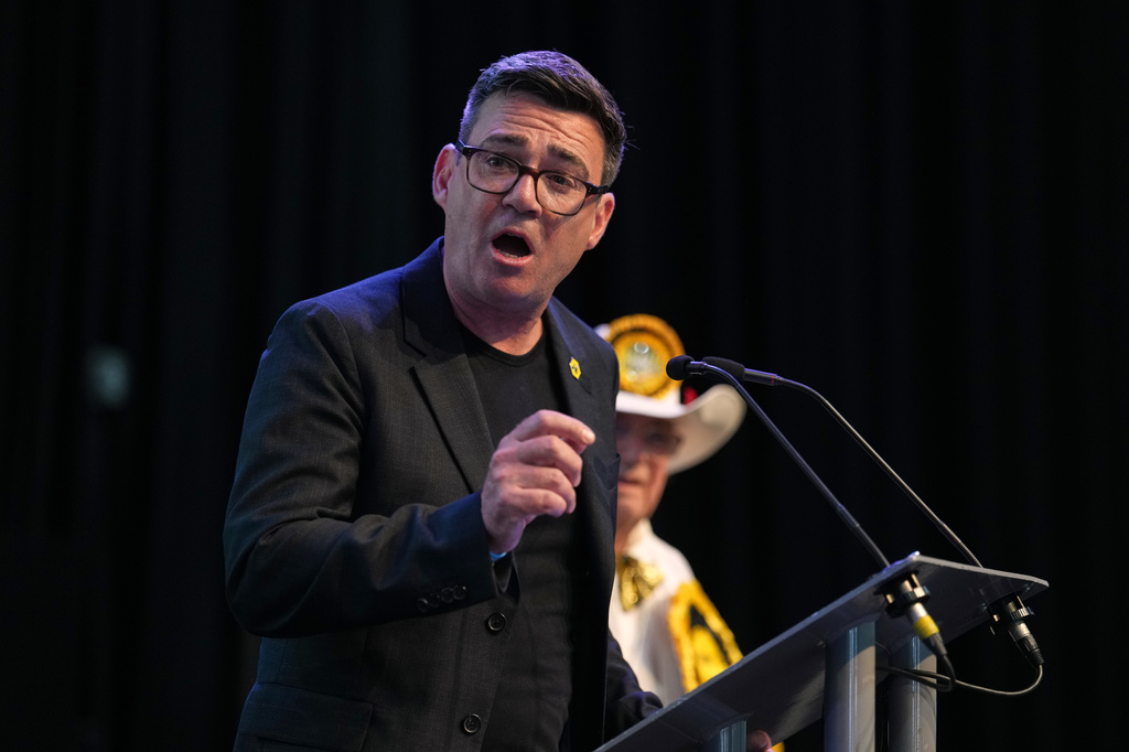 FILE - Labour party's Andy Burnham speaks after winning the Makerfield by-election, paving the way for a leadership challenge against Prime Minister Sir Keir Starmer. in Wigan, England, Friday, June 19, 2026.(AP Photo/Jon Super, file)