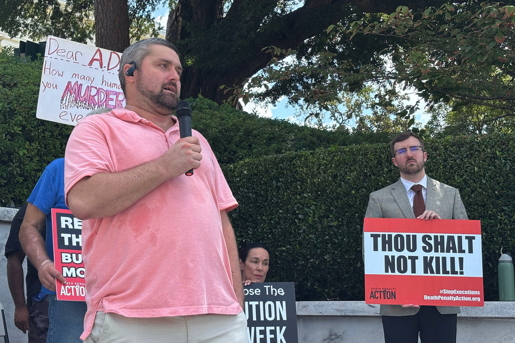 Will Berry speaks during a protest outside the Capitol in Montgomery, Ala., on Tuesday, Sept. 23,2025. (AP Photo/Kim Chandler)