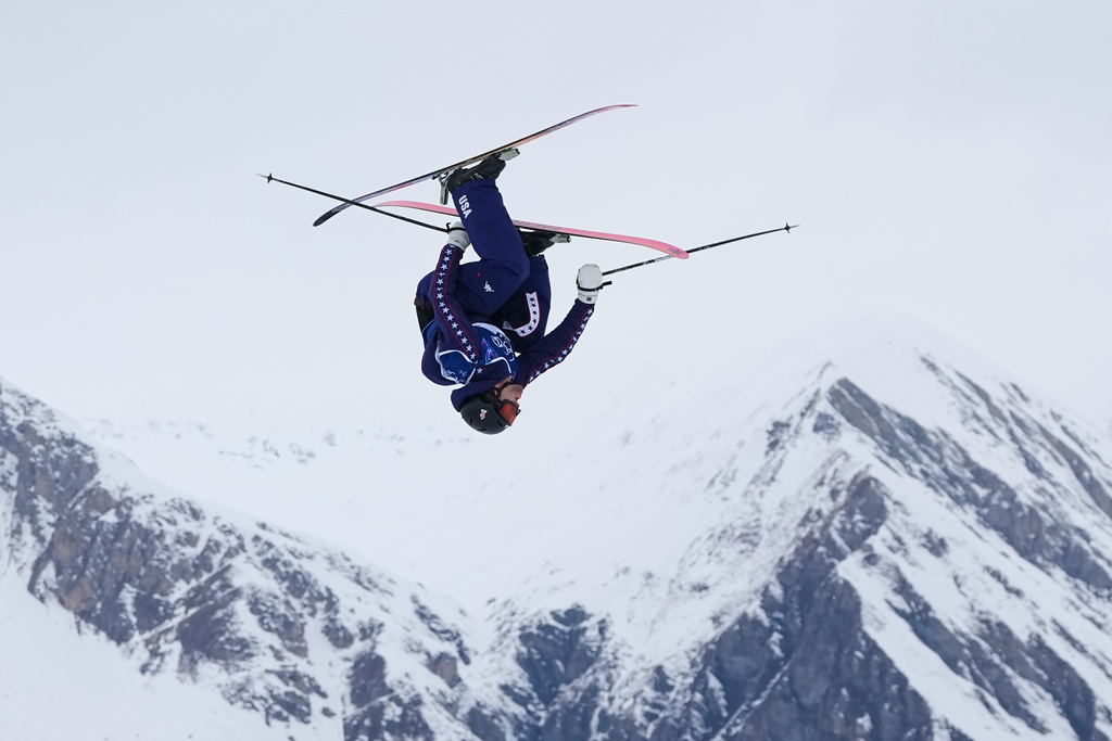United States' Alex Hall competes during the men's freestyle skiing slopestyle finals at the 2026 Winter Olympics, in Livigno, Italy, Tuesday, Feb. 10, 2026. (AP Photo/Gregory Bull)