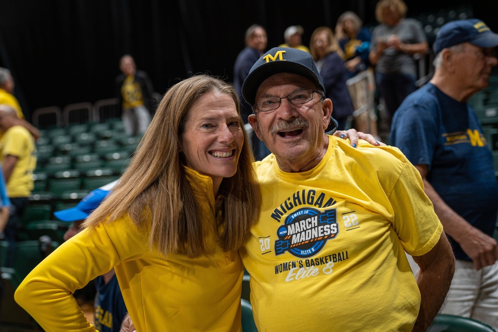 Michigan coach Kim Barnes Arico reflects on bittersweet return to New Jersey without her dad