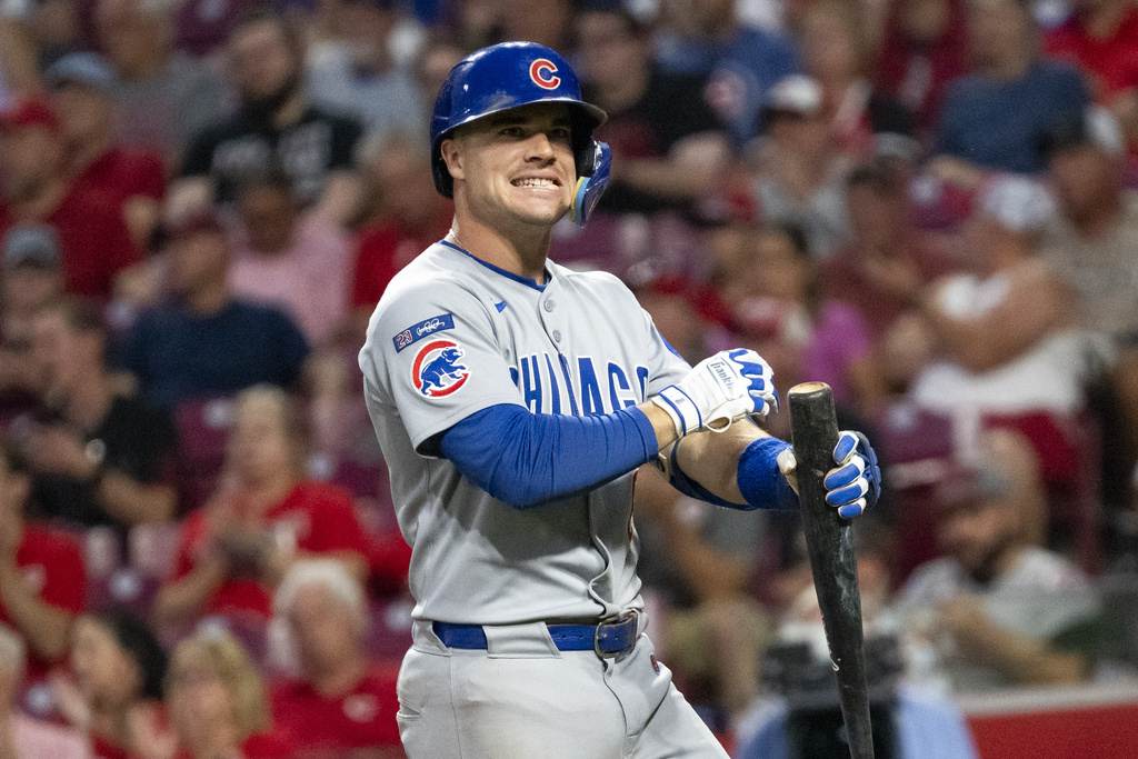 Chicago Cubs Matt Shaw (6) reacts after striking out in the second inning of a baseball game against the Cincinnati Reds, Thursday, Sept. 18, 2025, in Cincinnati. (AP Photo/Michael Swensen)