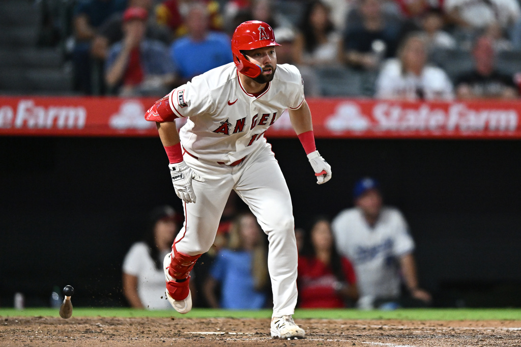 Los Angeles Angels' Nolan Schanuel runs after hitting a single during the sixth inning of a baseball game against the Kansas City Royals, Saturday, Aug. 15, 2026, in Anaheim, Calif. (AP Photo/William Liang)