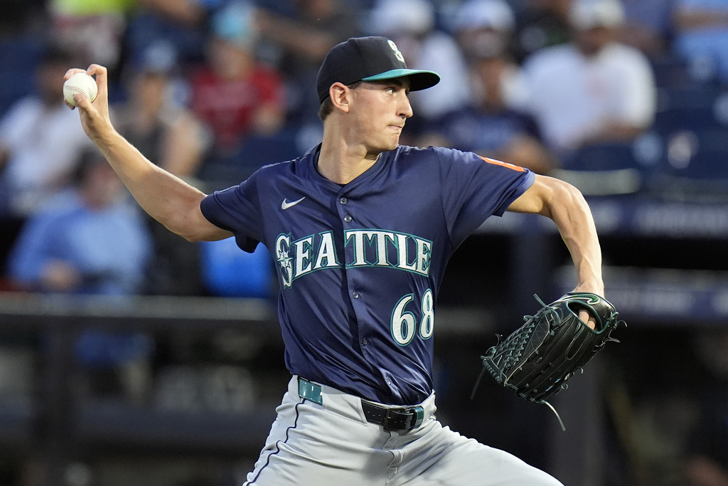 Seattle Mariners pitcher George Kirby delivers to the Tampa Bay Rays during the first inning of a baseball game Wednesday, Sept. 3, 2025, in Tampa, Fla. (AP Photo/Chris O'Meara)