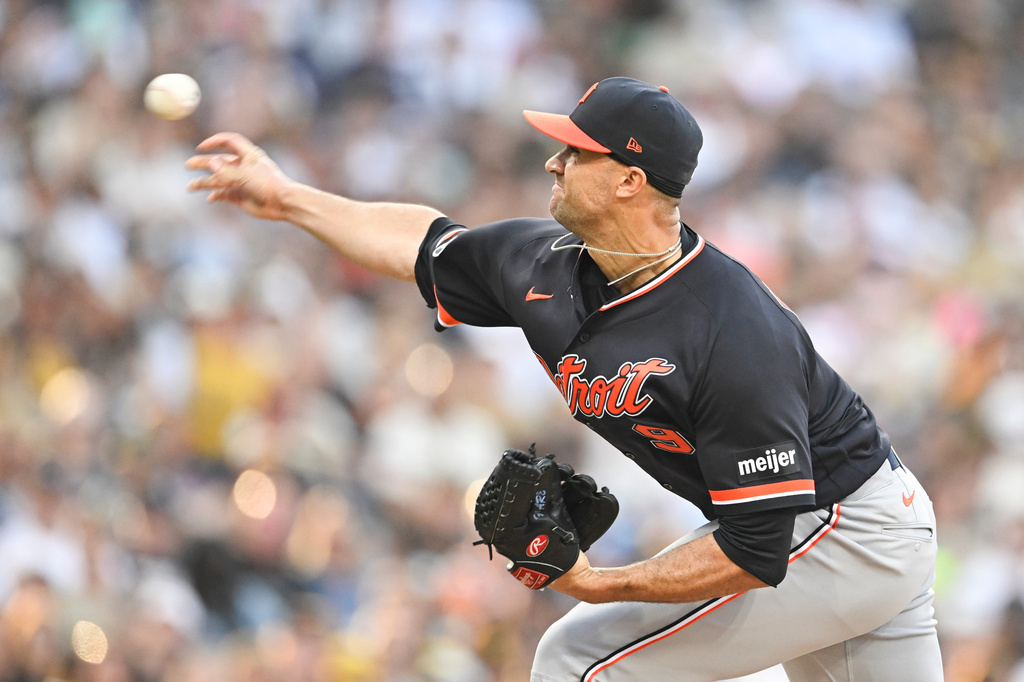 Detroit Tigers starting pitcher Jack Flaherty delivers during the first inning of a baseball game against the San Diego Padres Saturday, March 28, 2026, in San Diego. (AP Photo/Denis Poroy)