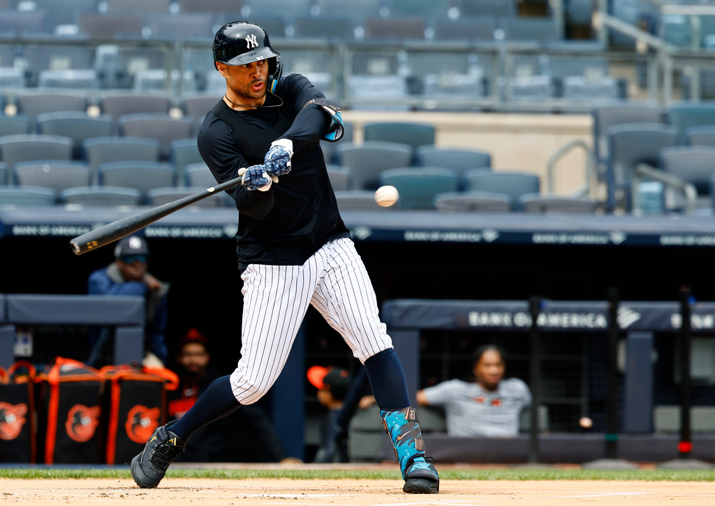 New York Yankees' Giancarlo Stanton hits during live batting practice before a baseball game against the Baltimore Orioles, Friday, Sept. 25, 2026, in New York. (AP Photo/Noah K. Murray)