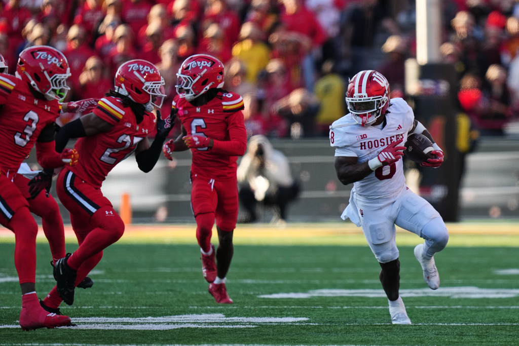 Indiana running back Kaelon Black (8) runs the ball during the first half of an NCAA college football game against Maryland, Saturday, Nov. 1, 2025, in College Park, Md. (AP Photo/Stephanie Scarbrough)
