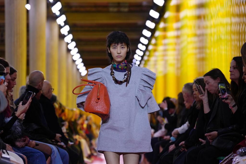 A model wears a creation as part of the Miu Miu Spring/Summer 2026 collection presented in Paris, Monday, Oct. 6, 2025. (AP Photo/Aurelien Morissard)
