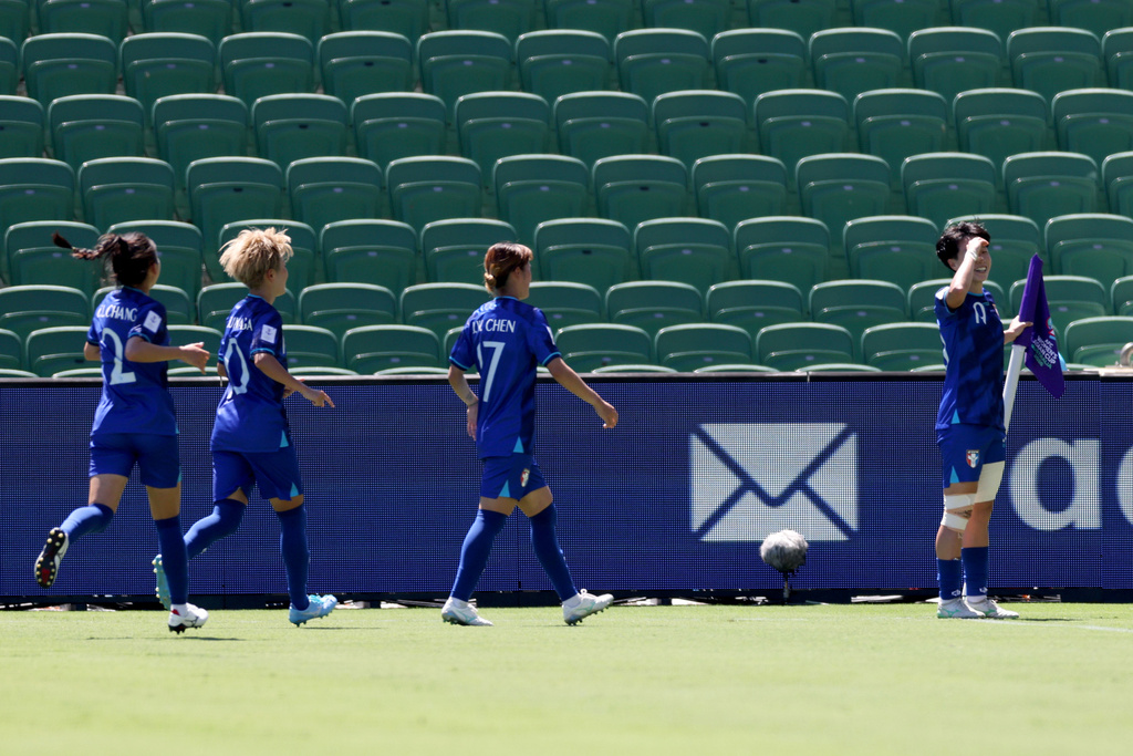 Taiwan's Su Yu—hsan, right, celebrates after scoring a goal during the Women's Asian Cup soccer match between Taiwan and Vietnam in Perth, Australia, Saturday, March 7, 2026. (Colin Murty/AAPImage via AP)