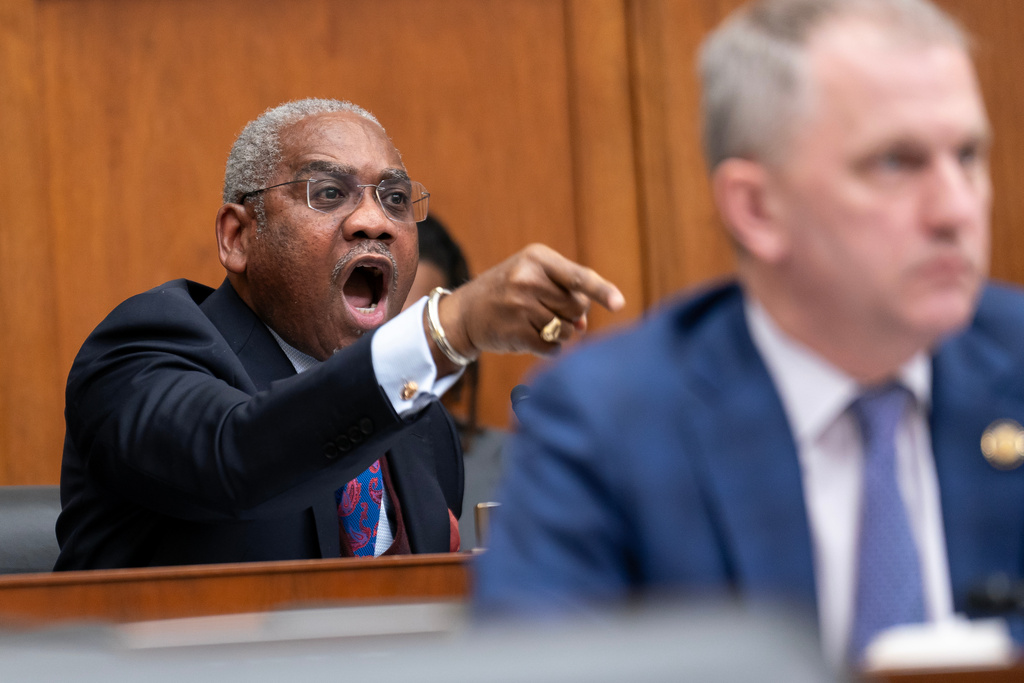 Rep. Gregory Meeks D-N.Y., questions Secretary of the Treasury Scott Bessent during a House Financial Services Committee hearing on Capitol Hill in Washington, Wednesday, Feb. 4, 2026. (AP Photo/Nathan Howard)