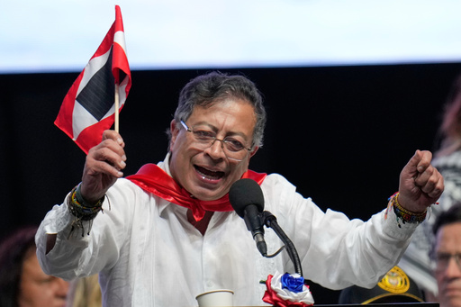 Colombian President Gustavo Petro addresses supporters during a rally in Ibague, Colombia, Friday, Oct. 3, 2025. (AP Photo/ Fernando Vergara) Colombian President Gustavo Petro addresses supporters during a rally in Ibague, Colombia, Friday, Oct. 3, 2025. (AP Photo/ Fernando Vergara)