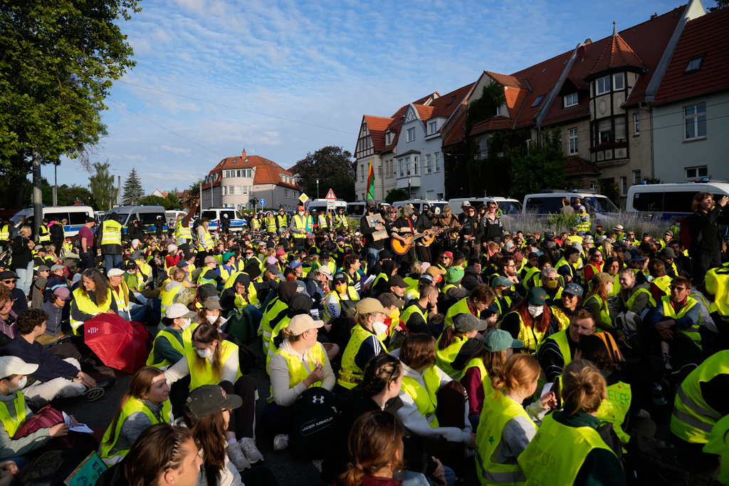 Protesters gather before a party convention of Alternative for Germany, or AfD in Erfurt, Germany, Saturday, July 4, 2026. (AP Photo/Ebrahim Noroozi)