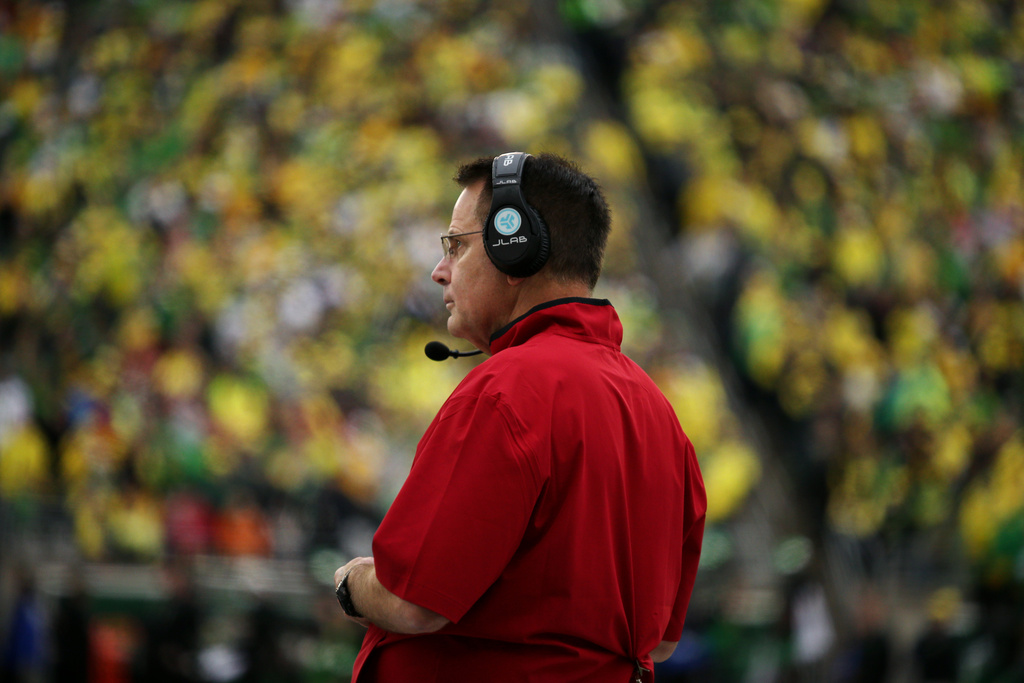 Indiana head coach Curt Cignetti watches the second half of an NCAA college football game against Oregon, Saturday, Oct. 11, 2025, in Eugene, Ore. (AP Photo/Lydia Ely)