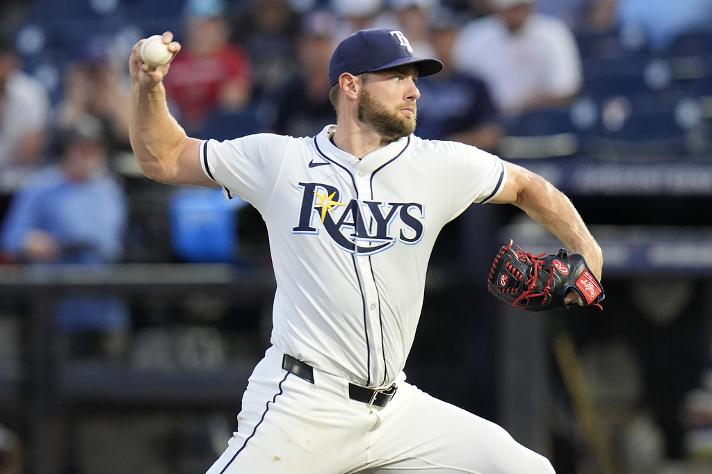 Tampa Bay Rays pitcher Adrian Houser delivers to the Seattle Mariners during the first inning of a baseball game Wednesday, Sept. 3, 2025, in Tampa, Fla. (AP Photo/Chris O'Meara)