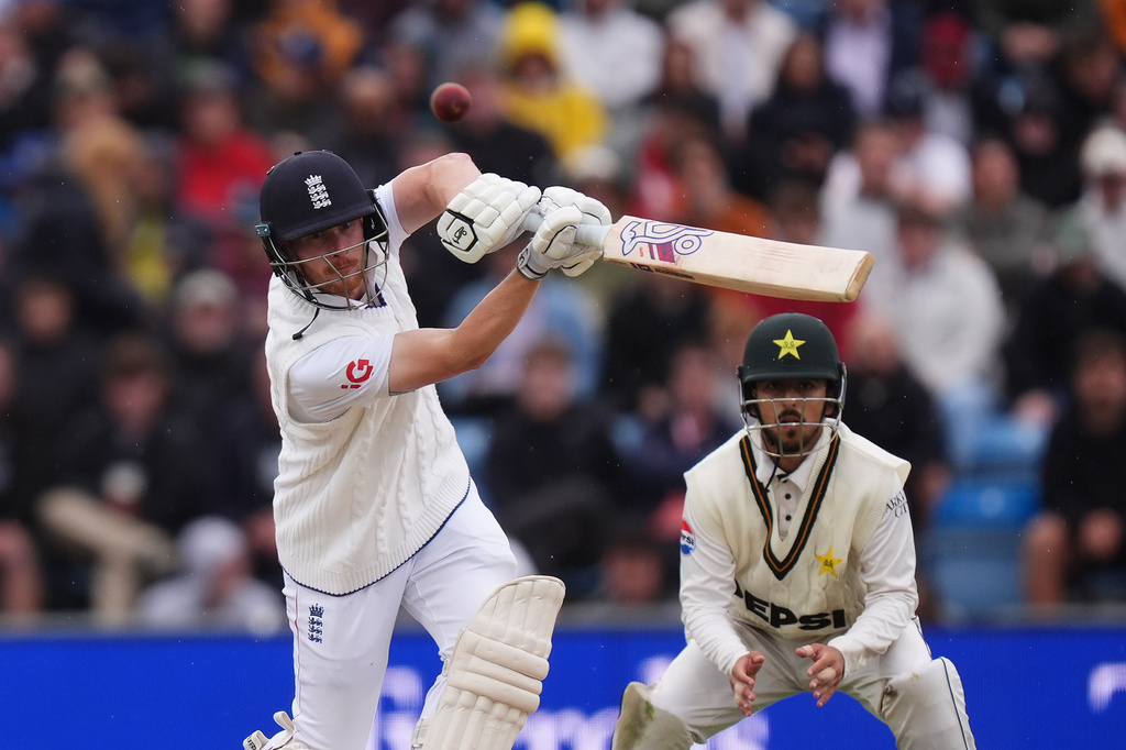 England's Jordan Cox bats on day two of the first Test match between England and Pakistan in Leeds, England, Thursday Aug. 20, 2026. (Mike Egerton/PA via AP)