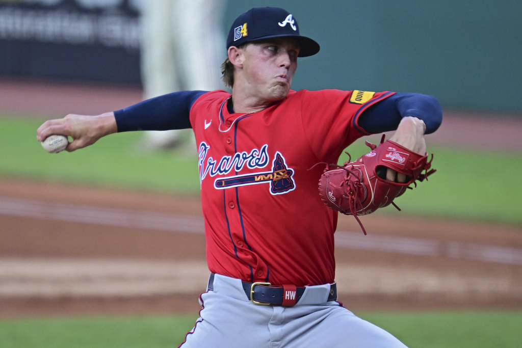 Atlanta Braves starting pitcher Hurston Waldrep delivers during the first inning of a baseball game against the Cleveland Guardians, Friday, Aug. 15, 2025, in Cleveland. (AP Photo/David Dermer)