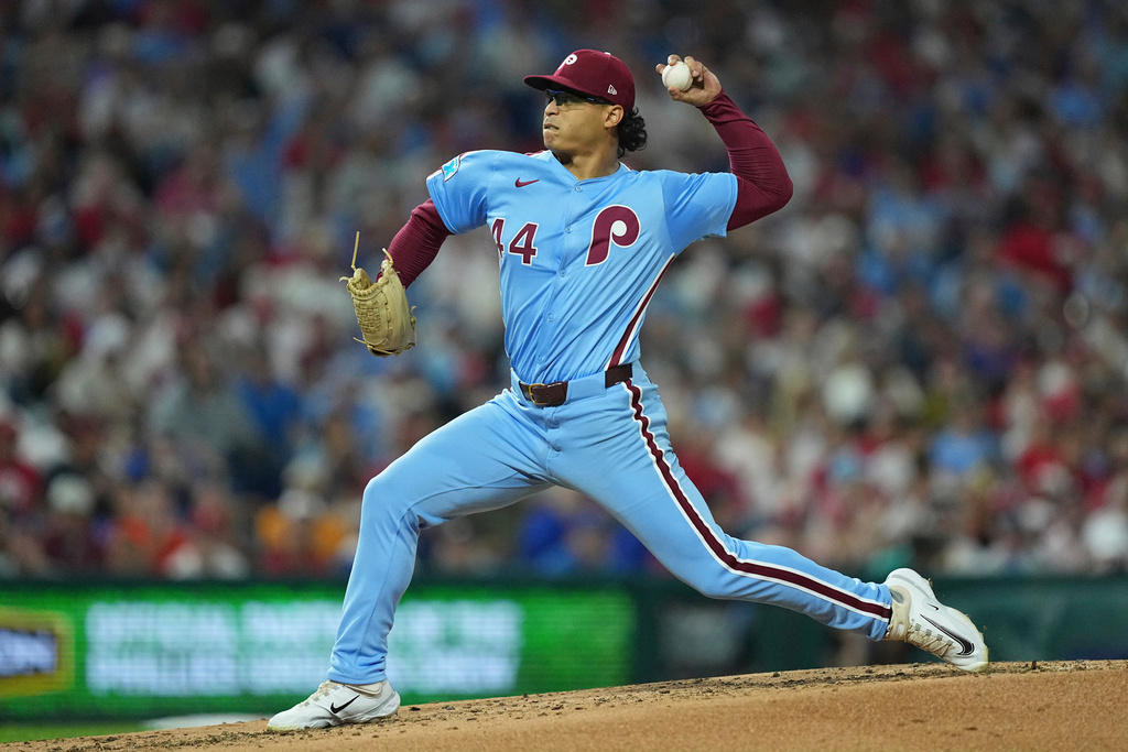 Philadelphia Phillies' Jesús Luzardo pitches during the third inning of a baseball game against the New York Mets, Thursday, Sept. 11, 2025, in Philadelphia. (AP Photo/Matt Rourke)