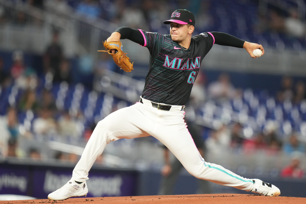 Miami Marlins starting pitcher Robby Snelling throws during the first inning of a baseball game against the Washington Nationals, Friday, May 8, 2026, in Miami. (AP Photo/Lynne Sladky)
