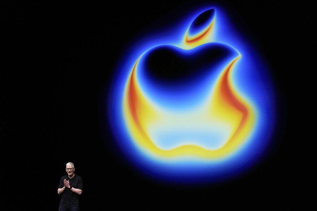 Apple CEO Tim Cook speaks on stage during an announcement of new products at Apple Park on Tuesday, Sept. 9, 2025, in Cupertino, Calif. (AP Photo/Godofredo A. Vásquez)