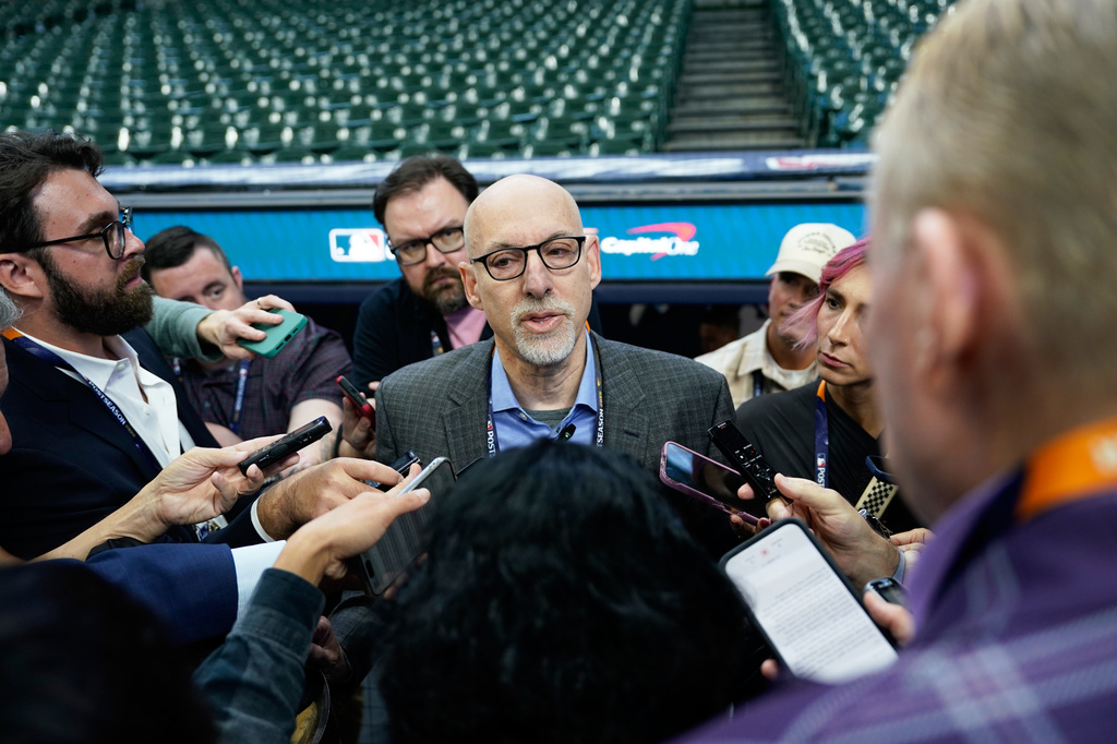Bruce Meyer, interim executive director of the Major League Baseball Players Association speaks on the field before Game 1 of baseball's World Series, Friday, Oct. 23, 2026, in Milwaukee, between the Milwaukee Brewers and the Tampa Bay Rays. (AP Photo/Kayla Wolf)