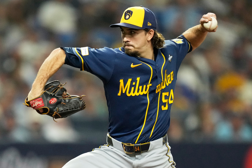 Milwaukee Brewers pitcher Robert Gasser throws during the sixth inning of Game 3 of baseball's World Series, Monday, Oct. 26, 2026, in St. Petersburg, Fla., between the Milwaukee Brewers and the Tampa Bay Rays. (AP Photo/Ashley Landis)