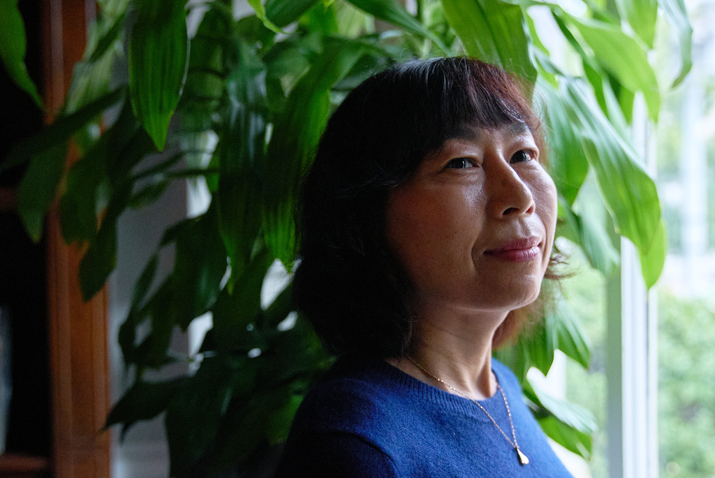 Yufang Rong, wife of U.S. citizen Youlin Chen, who she says has been wrongfully detained in China, poses for a portrait, Tuesday, Sept. 22, 2026, in Washington. (AP Photo/Jacquelyn Martin)