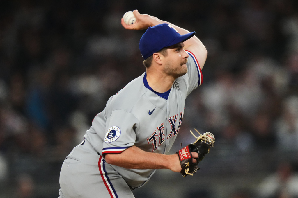 Texas Rangers' Jalen Beeks pitches during the seventh inning of a baseball game against the New York Yankees Tuesday, May 5, 2026, in New York. (AP Photo/Frank Franklin II)