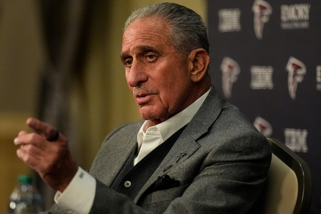 Atlanta Falcons Owner Arthur Blank speaks during a news conference, Thursday, Jan. 8, 2026, in Atlanta. (AP Photo/Mike Stewart)