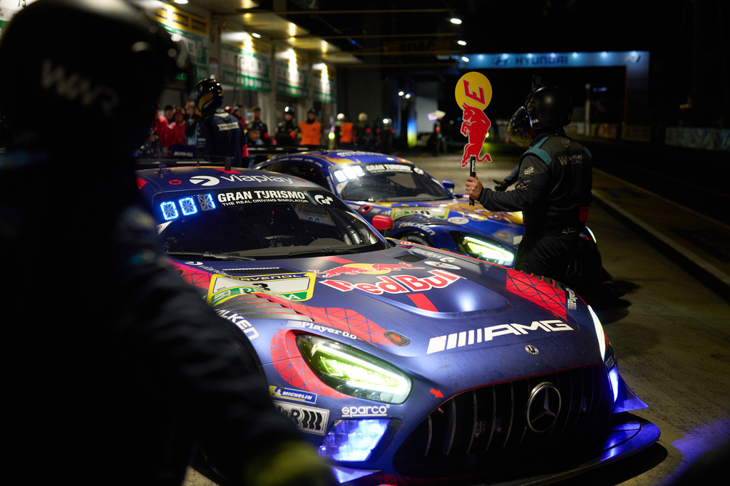The pit crew works on Max Verstappen's Mercedes AMG GT3 car during the Nurburgring 24-hour auto race in Nurburg, Germany, Saturday, May 16, 2026. (Thomas Frey/dpa via AP)