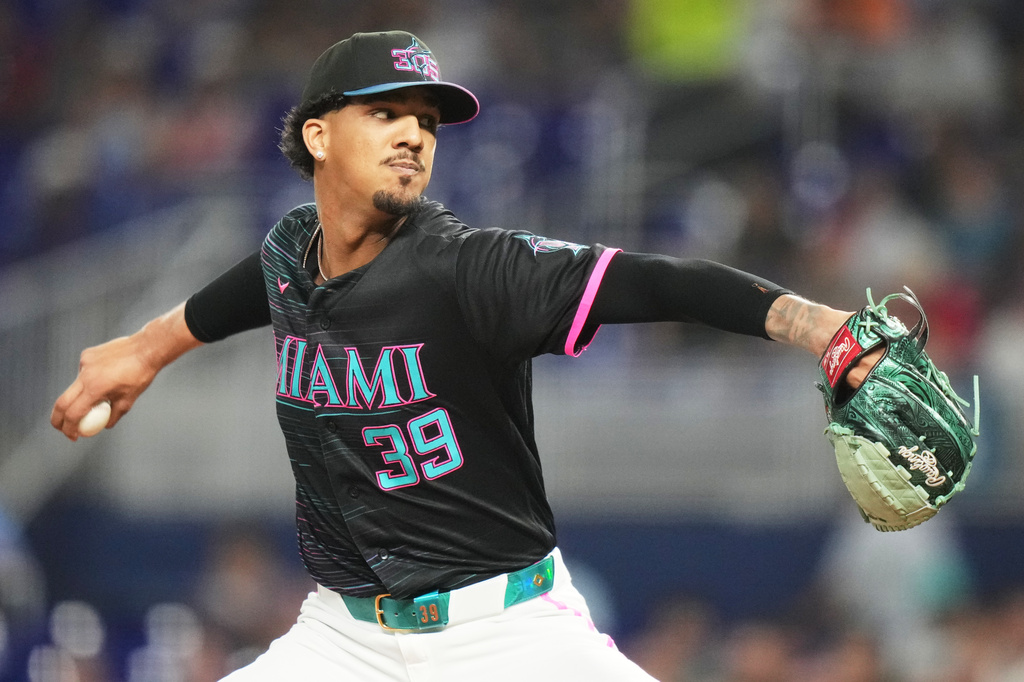 Miami Marlins starting pitcher Eury Pérez throws during the first inning of a baseball game against the New York Mets, Friday, May 22, 2026, in Miami. (AP Photo/Lynne Sladky)