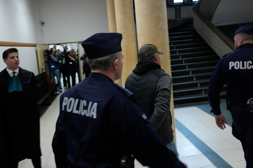 Ukrainian man who has been identified only as Volodymyr Z, second right, who is suspected by German prosecutors of involvement in the 2022 attack on the Nord Stream gas pipelines leaves the courtroom of a regional court in Warsaw ,Poland, Friday, Oct. 17, 2025. (AP Photo/Czarek Sokolowski) Ukrainian man who has been identified only as Volodymyr Z, second right, who is suspected by German prosecutors of involvement in the 2022 attack on the Nord Stream gas pipelines leaves the courtroom of a regional court in Warsaw ,Poland, Friday, Oct. 17, 2025. (AP Photo/Czarek Sokolowski)
