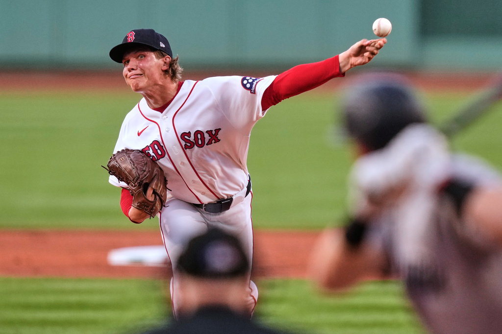 Boston Red Sox's Connelly Early delivers during the first inning of a baseball game against the New York Yankees, Thursday, June 25, 2026, in Boston. (AP Photo/Charles Krupa)