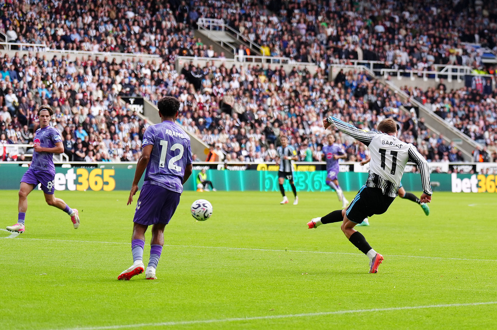 Newcastle United's Harvey Barnes scores his side's first goal of the game, during the English Premier League soccer match between Newcastle United and Bournemouth, at St James' Park, Newcastle upon Tyne, England, Saturday, Sept. 5, 2026 (Owen Humphreys/PA via AP)