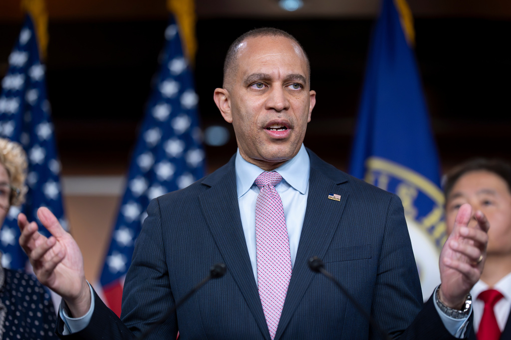 House Minority Leader Hakeem Jeffries, D-N.Y., talks about President Donald Trump's decision to attack Iran and Democratic efforts to force congressional approval for going to war, during a news conference at the Capitol in Washington, Wednesday, March 4, 2026. (AP Photo/J. Scott Applewhite)